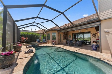 Experience luxury golf course living in this beautifully - photo 6