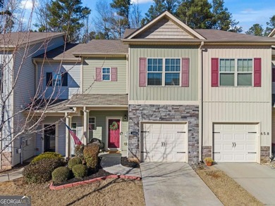 Lake Allatoona Townhome/Townhouse For Sale in Acworth Georgia