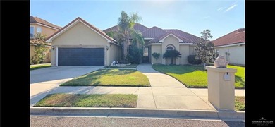 (private lake, pond, coastal) Home For Sale in Edinburg Texas