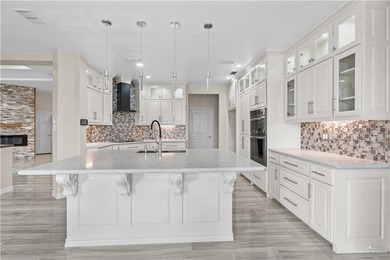 NEW REDUCED PRICE! MOTIVATED SELLERS; Beautiful home at Los - photo 2