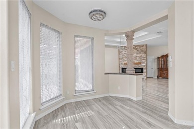 NEW REDUCED PRICE! MOTIVATED SELLERS; Beautiful home at Los - photo 7