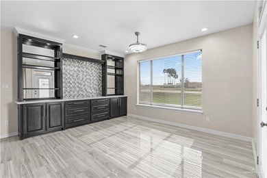NEW REDUCED PRICE! MOTIVATED SELLERS; Beautiful home at Los - photo 8