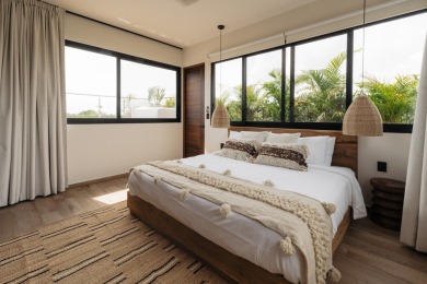 Villa Kahaal is a four-bedroom, four-and-a-half-bathroom luxury - photo 10