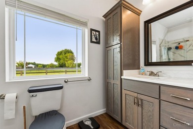 Welcome to Lake Waynoka living! This updated 3 bedroom, 2 bath - photo 14