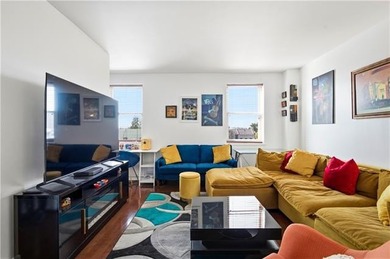 Welcome to luxury living on the avenue! Unit 416 can be an