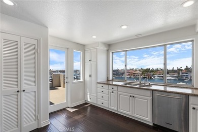 Welcome to luxury coastal living in the prestigious Bay Club - photo 18