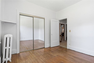 Welcome to this spacious 4-bedroom, 1-bath home offering 2,202 - photo 19