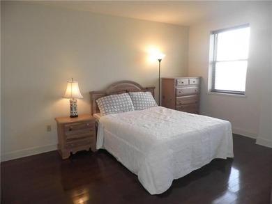 Welcome to luxury living on the avenue! Unit 416 can be an