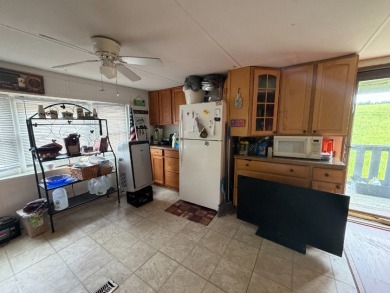 8 Lots with MH and Boat Garage!  Dock possible - photo 13