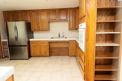 MLS# 294316 A Rare Opportunity - Exceptional Quality, Thoughtful - photo 6