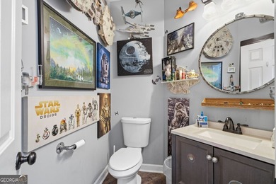 This beautifully maintained home combines classic charm - photo 8