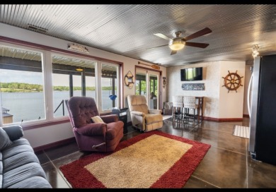Immaculate 4 bedroom 2 bath waterfront home at Lake Nehai - photo 30
