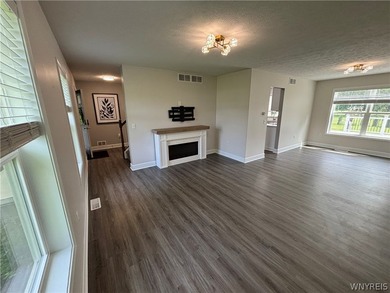 Beautifully maintained 2023 Colonial in the desirable Brooklea - photo 6