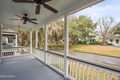 Well-positioned in-town property offering the convenience buyers - photo 7