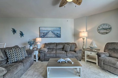 Resort Views & Poolside Living: Your Turnkey Emerald Coast Oasis - photo 6