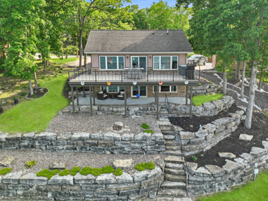Immaculate 4 bedroom 2 bath waterfront home at Lake Nehai - photo 4