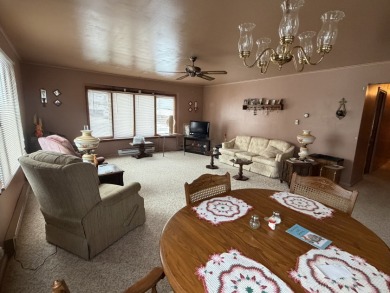 1,348 SF, 2 Bedroom, 1 Bath Home with Long Lake Access - photo 5