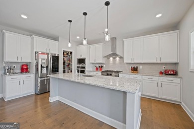There are homes on the golf course... and then there are homes - photo 8