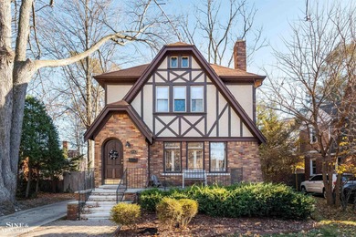 Lake Saint Clair Home For Sale in Grosse Pointe Park Michigan