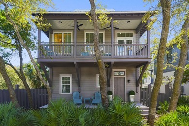 Designed by Robert Orr, this home is perfectly positioned on a - photo 3