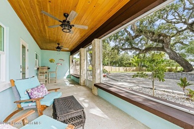 Two Units: 2/2 and 2/1 as duplex w/ common indoor laundry and - photo 24