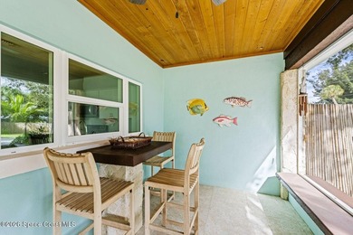 Two Units: 2/2 and 2/1 as duplex w/ common indoor laundry and - photo 25