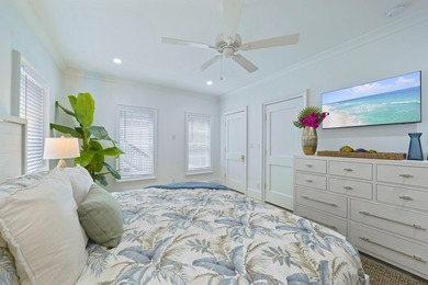 Designed by Robert Orr, this home is perfectly positioned on a - photo 8