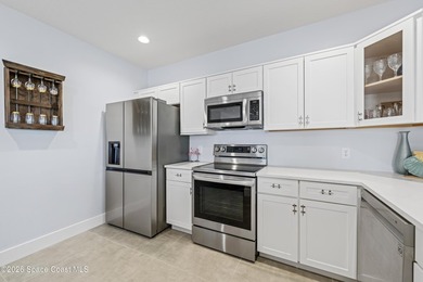 Two Units: 2/2 and 2/1 as duplex w/ common indoor laundry and - photo 30