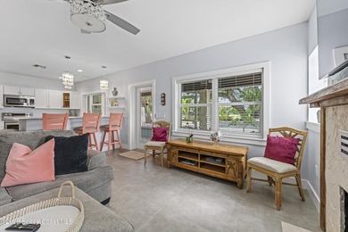 Two Units: 2/2 and 2/1 as duplex w/ common indoor laundry and - photo 34