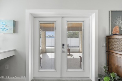 Two Units: 2/2 and 2/1 as duplex w/ common indoor laundry and - photo 38