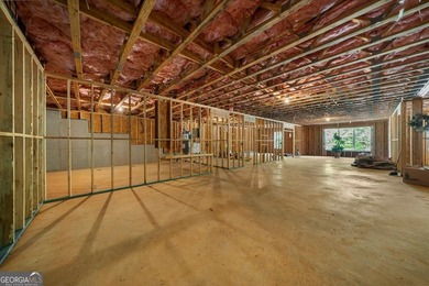 This exquisite 3-bedroom Spruce model home with exceptional - photo 44