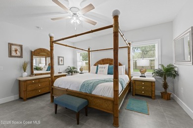 Two Units: 2/2 and 2/1 as duplex w/ common indoor laundry and - photo 44