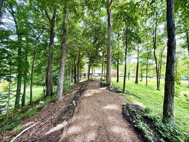 Very rare opportunity to live on Lamb Lake with a level front - photo 19