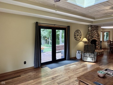 Very rare opportunity to live on Lamb Lake with a level front - photo 30