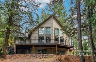 Lake Cascade  Home For Sale in Cascade Idaho