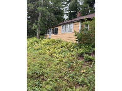 Lake Home ActiveUnderContr in Solon Springs, Wisconsin