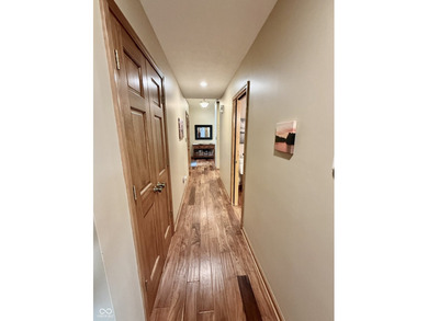 Very rare opportunity to live on Lamb Lake with a level front - photo 42