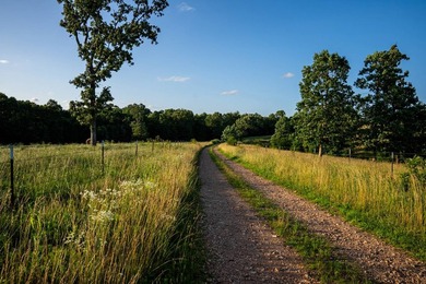 The Stansberry Creek Ranch is located just 10 miles south of - photo 44