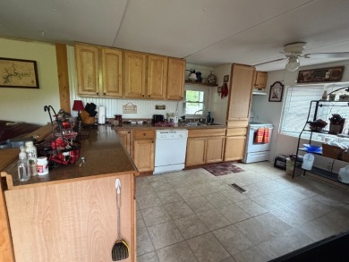 8 Lots with MH and Boat Garage!  Dock possible - photo 12