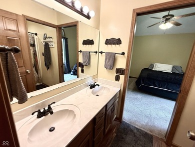 Very rare opportunity to live on Lamb Lake with a level front - photo 46