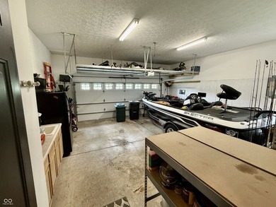 Very rare opportunity to live on Lamb Lake with a level front - photo 54