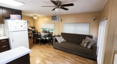 Great location, 0.2 miles from the pool. Newly Redone, 2BR - photo 2
