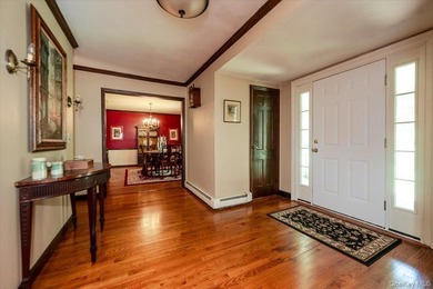 There are many reasons why the classic colonial continues to be - photo 4