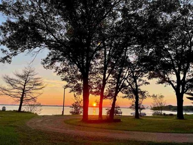Spectacular Sunsets on Castle Rock Lake! Lake view cottage in - photo 2