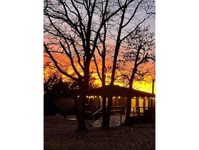 ***NEW LOWER PRICE*** Welcome to 3650 E Copper Dr, Guthrie, OK