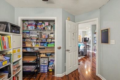 Spacious 4-bedroom, 2-bath home situated on a desirable corner - photo 30