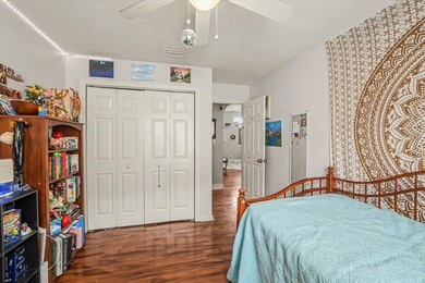 Spacious 4-bedroom, 2-bath home situated on a desirable corner - photo 32