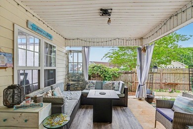 Spacious 4-bedroom, 2-bath home situated on a desirable corner - photo 38