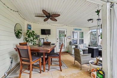 Spacious 4-bedroom, 2-bath home situated on a desirable corner - photo 39
