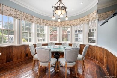 Welcome to 4 Clock Tower Lane - A Private Estate in Prestigious - photo 6